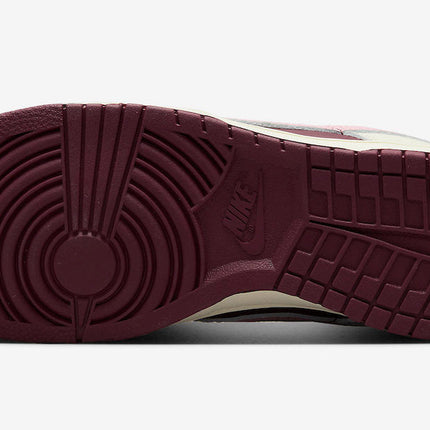 Men's Dunk Low Valentineâ€â„¢s Day Shoes