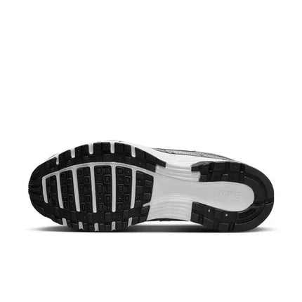 Men's Nike Pâ€'6000 Metallic Silver Shoes