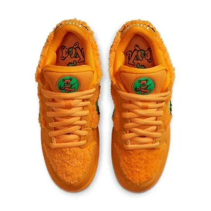 Men's Nike x Grateful Dead SB Dunk Low Orange Bear Shoes