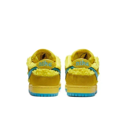 Men's Nike x Grateful Dead SB Dunk Low Yellow Bear Shoes