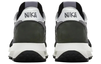 Men's Sacai x Nike LVD Waffle Daybreak Black  Shoes