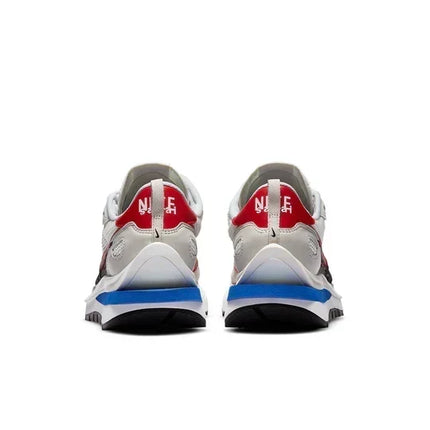 Men's Nike Vaporwaffle Sacai Sail Shoes